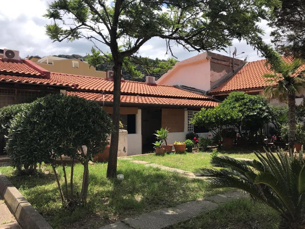 La Casa Di Marta Villa Milazzo Bagian luar foto